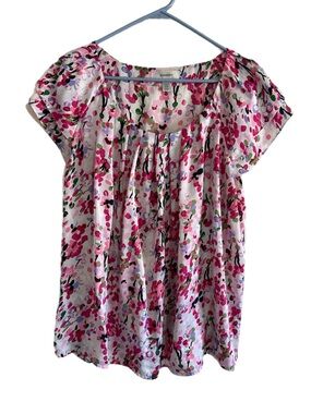 dressbarn White Floral Flutter-Sleeve Blouse with Pink Accents Size 18 / 20